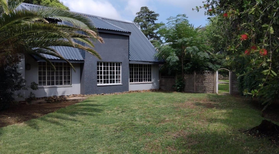 5 Bedroom Property for Sale in Vaalpark Free State